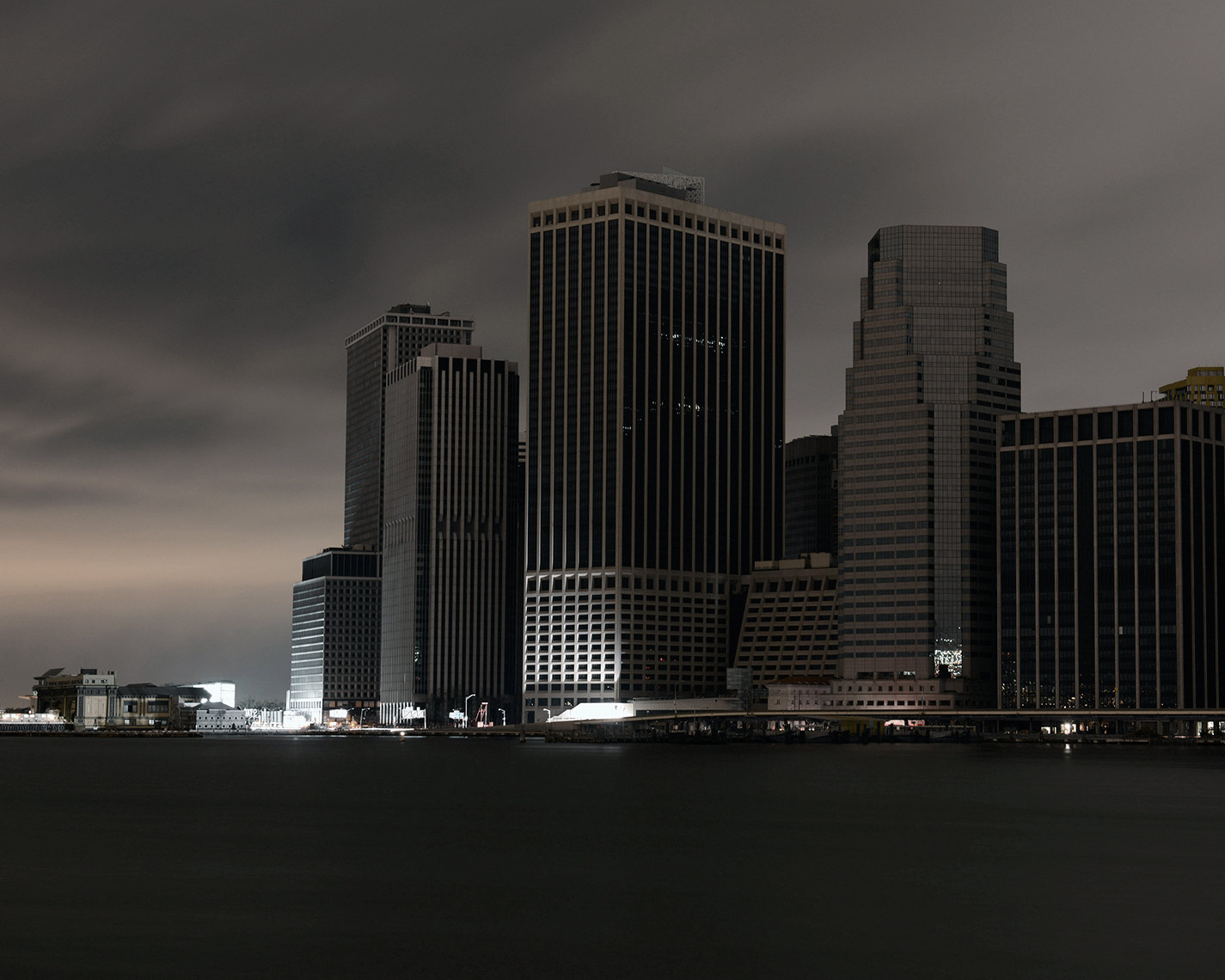 Manhattan Loses its Power